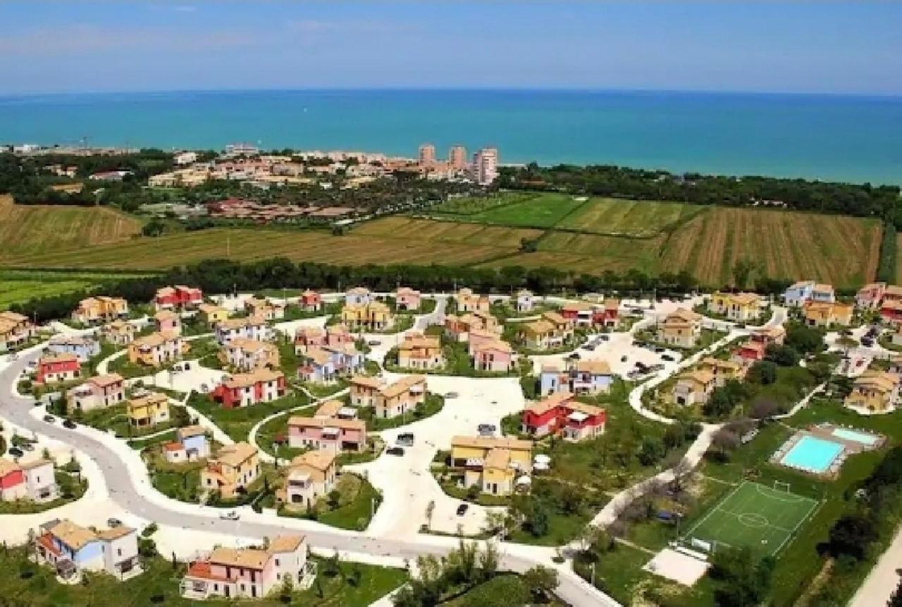 Villa Eden Numana - In Favoloso Resort Vicino Al Mare Marcelli Zewnętrze zdjęcie