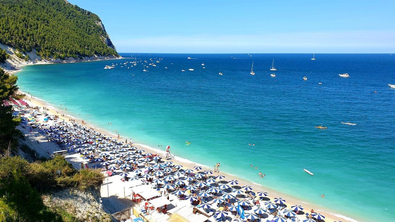 Villa Eden Numana - In Favoloso Resort Vicino Al Mare Marcelli Zewnętrze zdjęcie