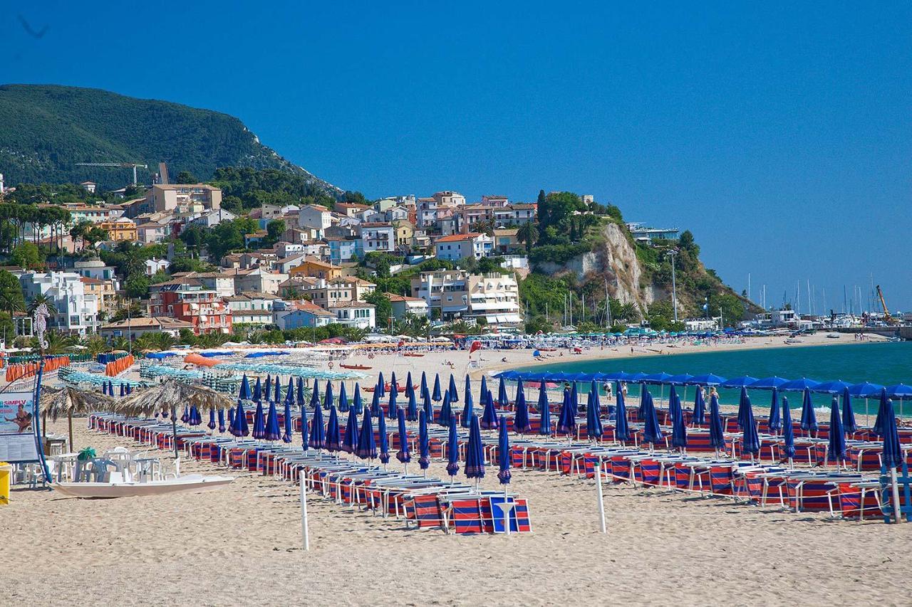 Villa Eden Numana - In Favoloso Resort Vicino Al Mare Marcelli Zewnętrze zdjęcie